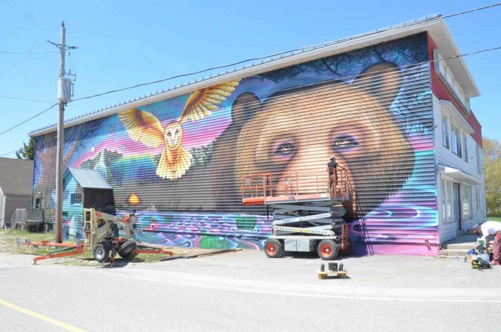 This Providence Bay mural adorns the side of the Mutchmor Gallery.