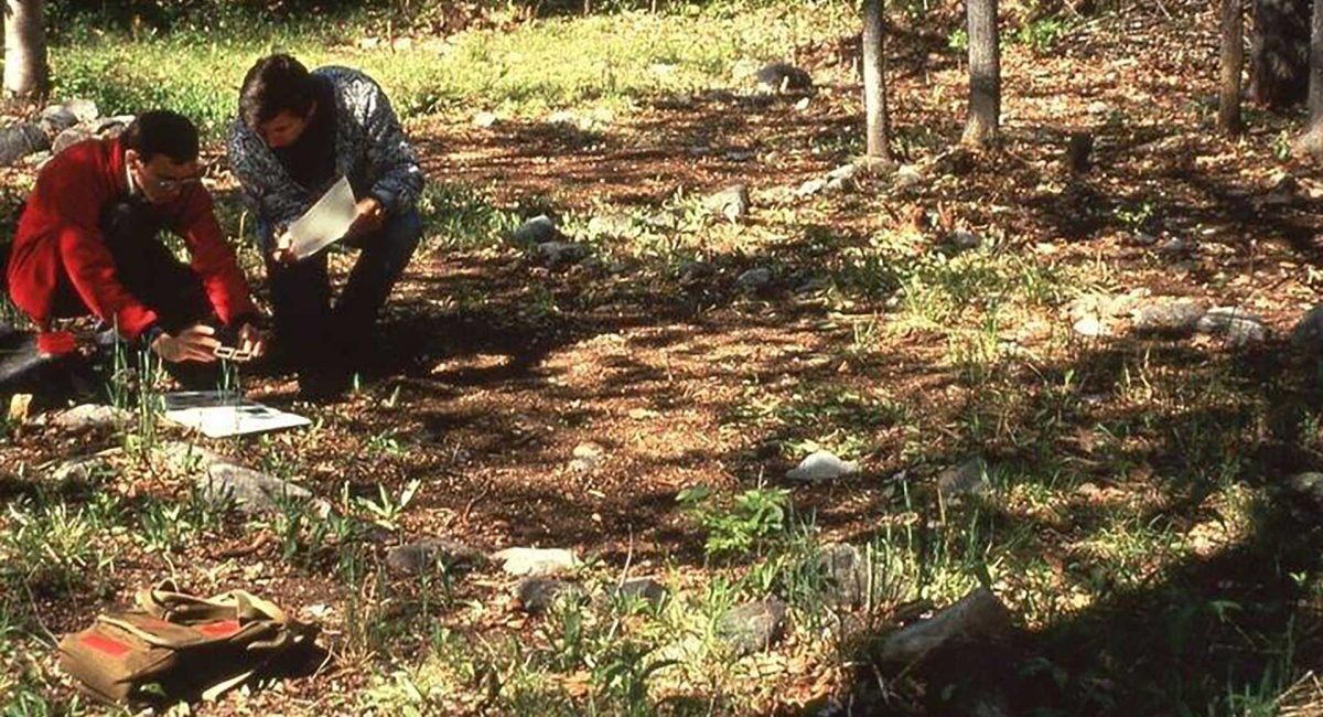 Patrick Julig (right) and Robert Lee, son of Thomas Lee, laying out an excavation grid at the Habitation area​ in the 90s​,​ ​Sheguiandah Archeological Site.